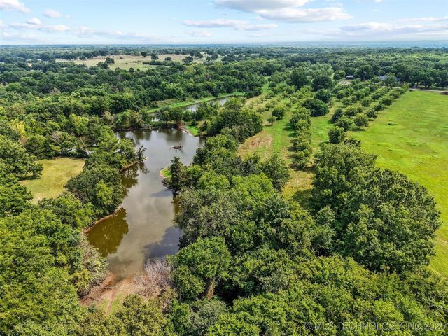 236 Pecan Acres Lane, Colbert, OK 74733