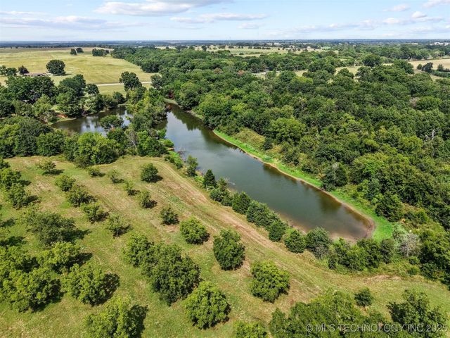 236 Pecan Acres Lane, Colbert, OK 74733