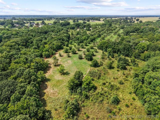 236 Pecan Acres Lane, Colbert, OK 74733