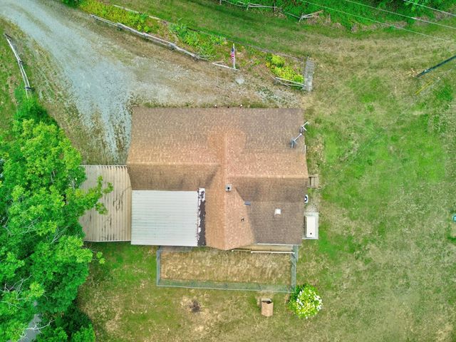 937 Waidsboro RD, Ferrum, VA 24088