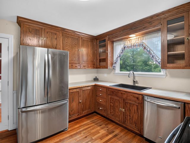 937 Waidsboro RD, Ferrum, VA 24088