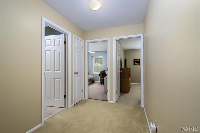 1776 Schoettler Valley Drive, Chesterfield, MO 63017