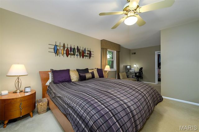 1776 Schoettler Valley Drive, Chesterfield, MO 63017