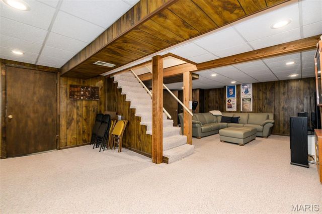 1776 Schoettler Valley Drive, Chesterfield, MO 63017