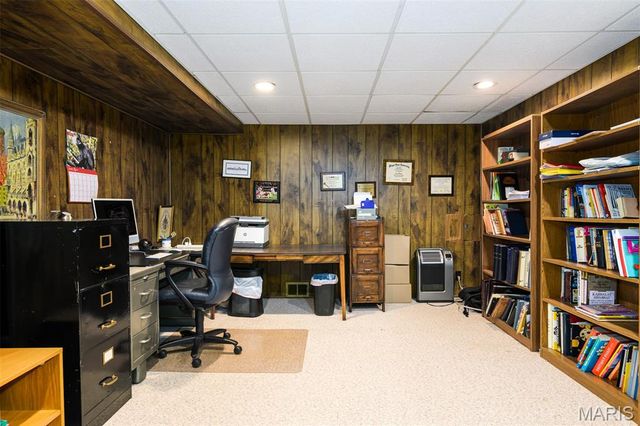 1776 Schoettler Valley Drive, Chesterfield, MO 63017