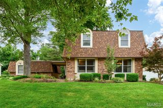 1776 Schoettler Valley Drive, Chesterfield, MO 63017