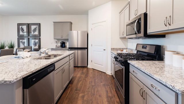 4578 BASUN CIR E, Millington, TN 38053