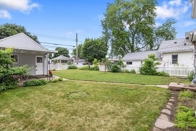 637 23rd STREET N, La Crosse, WI 54601