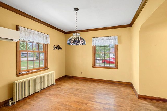 637 23rd STREET N, La Crosse, WI 54601