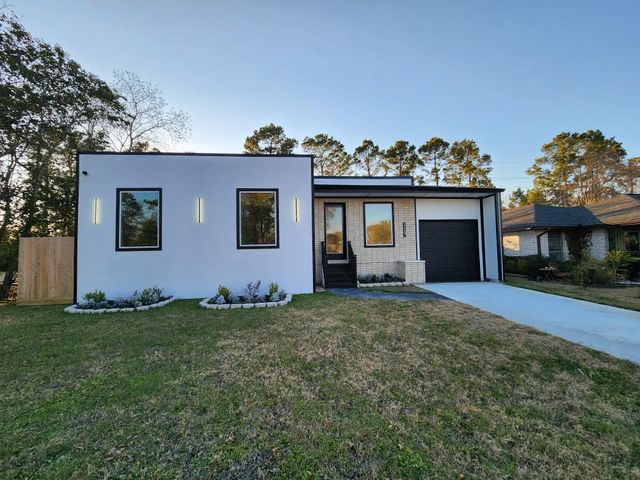 12107 Haroldson Forest Drive, Houston, TX 77044