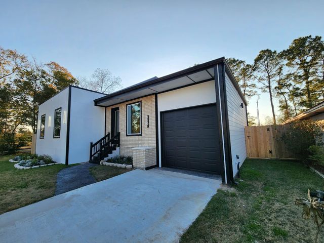 12107 Haroldson Forest Drive, Houston, TX 77044