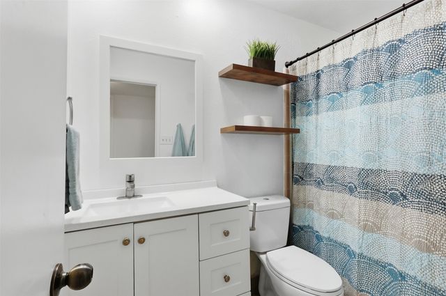 5720 Truitt Street, The Colony, TX 75056