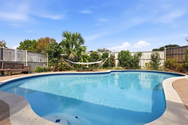 5720 Truitt Street, The Colony, TX 75056