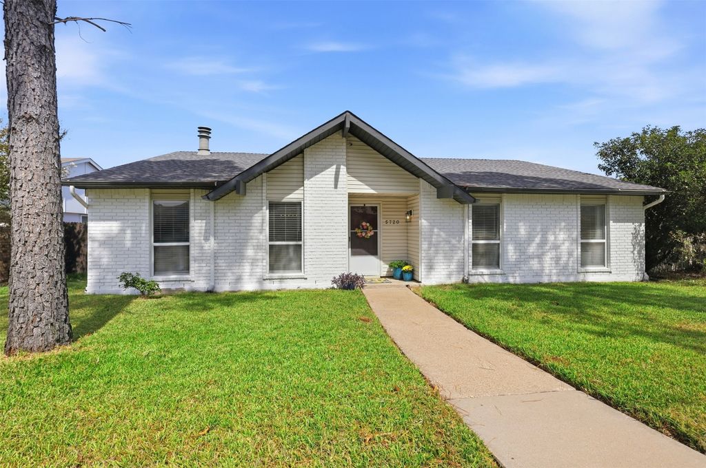 5720 Truitt Street, The Colony, TX 75056 — photo 2