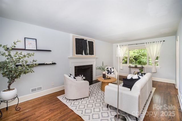 4751 Amity Place, Charlotte, NC 28212