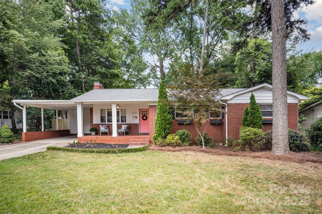 4751 Amity Place, Charlotte, NC 28212