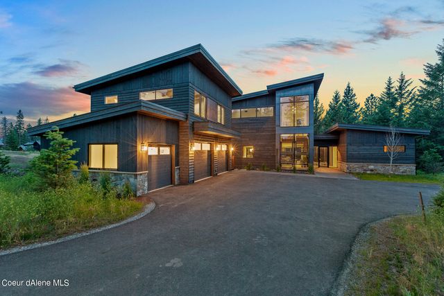 5941 S Gozzer RD, Harrison, ID 83833