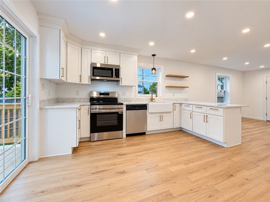 9 Morgan Street, Providence, RI 02907