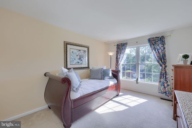 3302 GREENRIDGE DR, Mountville, PA 17554