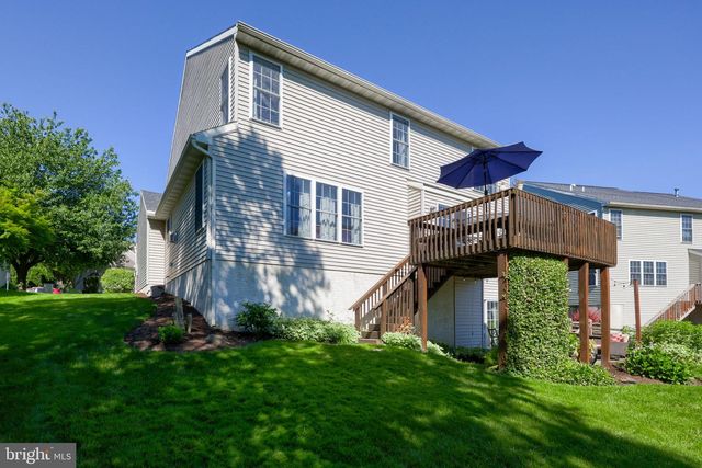 3302 GREENRIDGE DR, Mountville, PA 17554