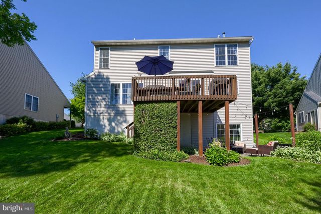 3302 GREENRIDGE DR, Mountville, PA 17554
