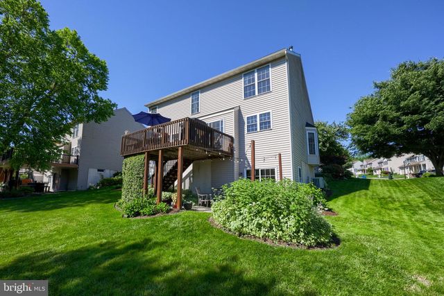 3302 GREENRIDGE DR, Mountville, PA 17554