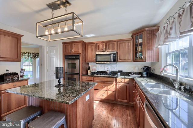 3302 GREENRIDGE DR, Mountville, PA 17554