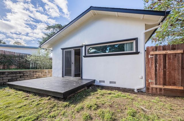 1113 Presidio Boulevard, Pacific Grove, CA 93950