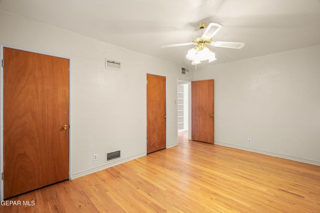 2610 Frankfort Avenue, El Paso, TX 79930