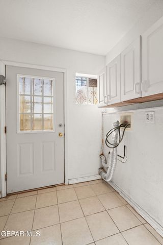 2610 Frankfort Avenue, El Paso, TX 79930