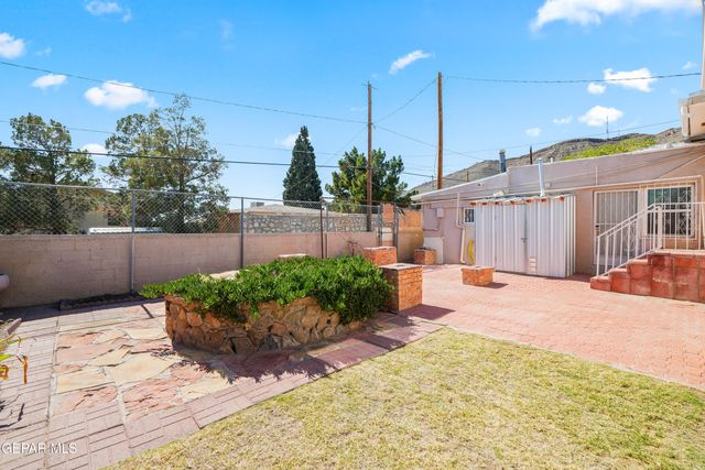 2610 Frankfort Avenue, El Paso, TX 79930