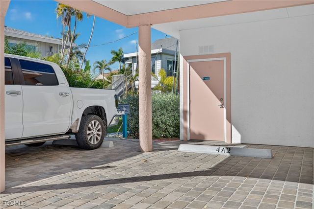 2230 Camino Del Mar DR 4A2, Sanibel, FL 33957