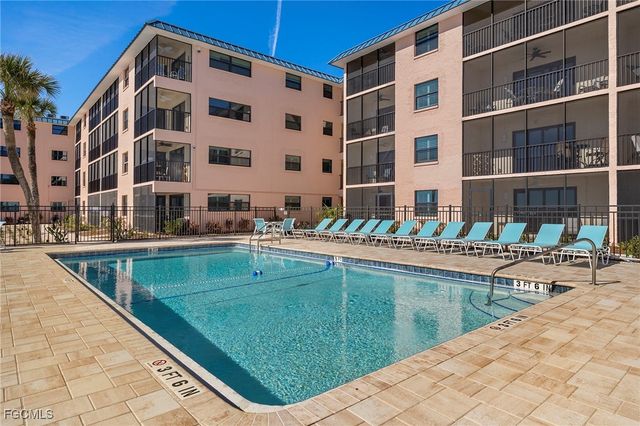 2230 Camino Del Mar DR 4A2, Sanibel, FL 33957