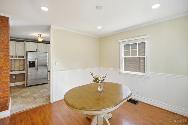 3320 N Sterling Way, Cincinnati, OH 45209