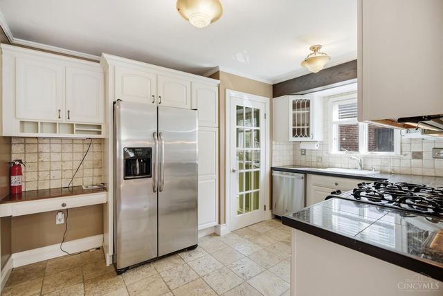 3320 N Sterling Way, Cincinnati, OH 45209