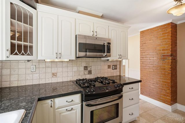 3320 N Sterling Way, Cincinnati, OH 45209