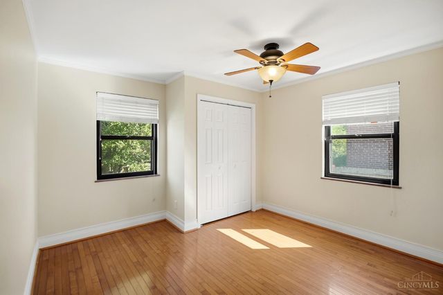 3320 N Sterling Way, Cincinnati, OH 45209