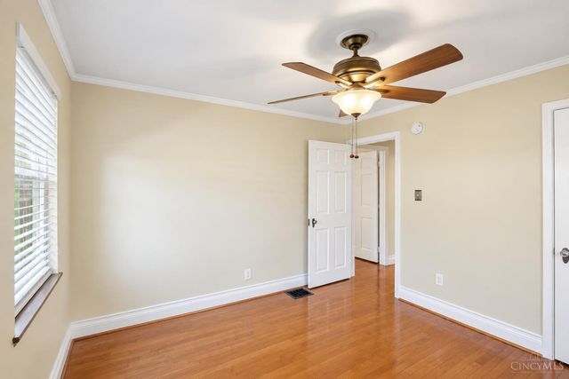 3320 N Sterling Way, Cincinnati, OH 45209