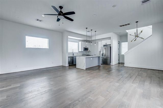 2407 Anita Street B, Houston, TX 77004