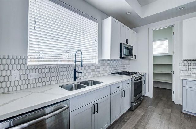 2407 Anita Street B, Houston, TX 77004