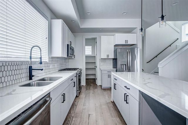 2407 Anita Street B, Houston, TX 77004