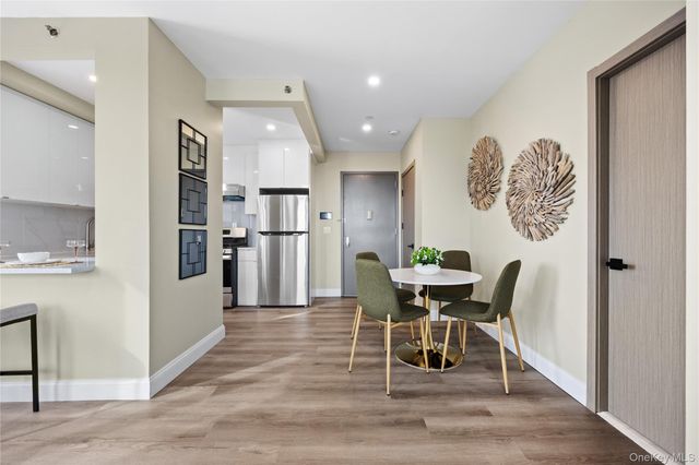 163-07 72nd Avenue 5A, Fresh Meadows, NY 11365