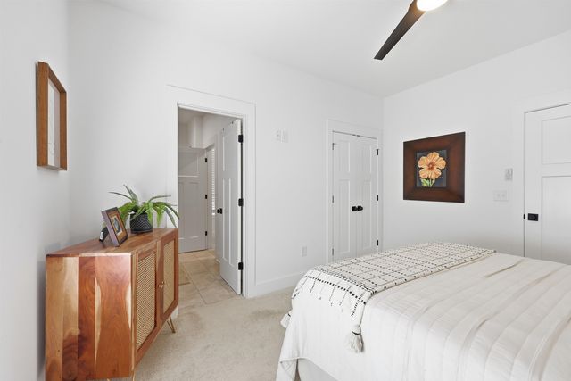 48 Half Shell Ct., Pawleys Island, SC 29585