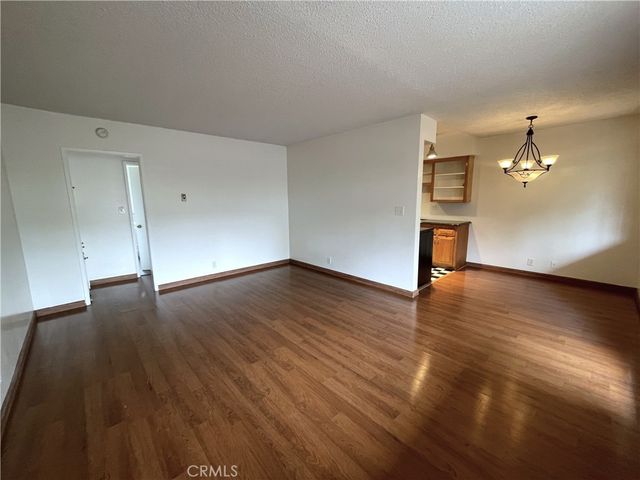 901 Linden Avenue 21, Long Beach, CA 90813