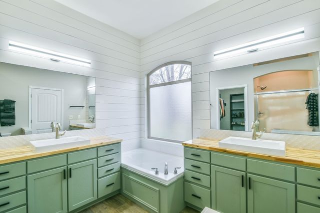 3110 N Landon Cir., Wichita, KS 67205