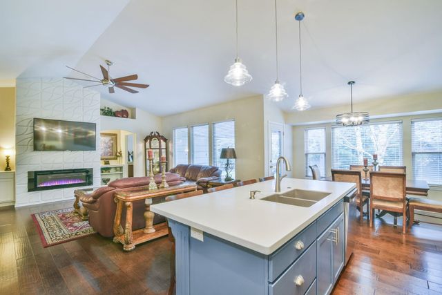 3110 N Landon Cir., Wichita, KS 67205