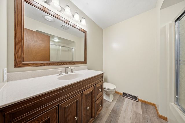 2010 Cimarron Drive, Freeport, IL 61032