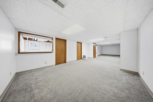 2010 Cimarron Drive, Freeport, IL 61032