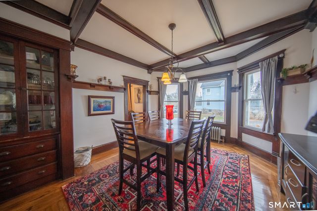 16 Pacific Street, New London, CT 06320