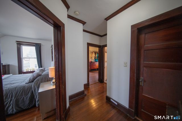 16 Pacific Street, New London, CT 06320